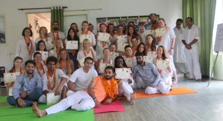 200 hour yoga teacher training in rishikesh