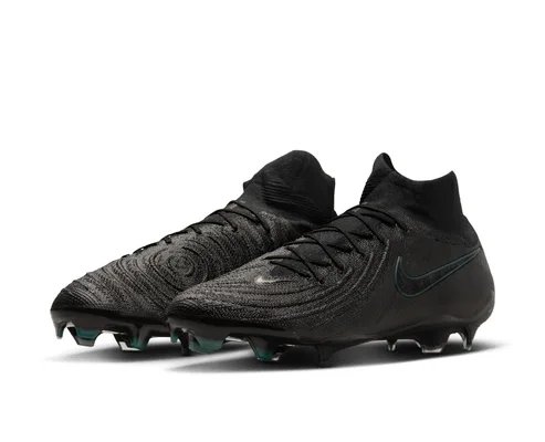 Women’s Soccer Cleats