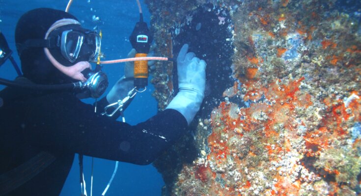 diving underwater gauge